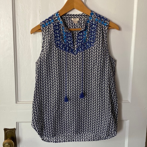 J. Crew Tops - J. Crew Sleeveless Blouse size 4